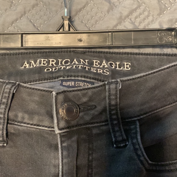American Eagle black straight leg jeans. Good condition - Picture 2 of 2